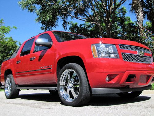 2009 chevrolet avalanche ltz 4x4 every option victory red 22" wheels