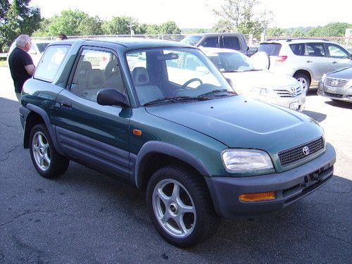 Toyota Rav4 Gas Mileage >> Find used 1996 Toyota RAV4 Sport Utility 2-Door 2.0L 5 ... Toyota Rav4 Gas Mileage >> Find used 1996 Toyota RAV4 Sport Utility 2-Door 2.0L 5 ...