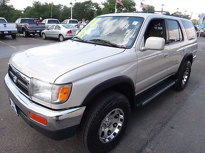 164,217 miles! affordable 4x4! moonroof!