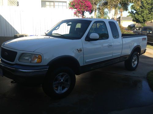 Ford f150 fx4 4x4 white 4wd supercab