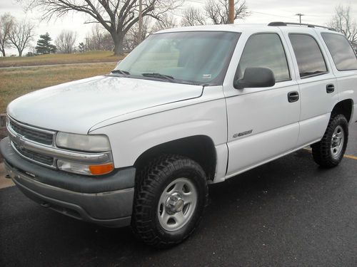 2003 chevy tahoe 4x4  *free shipping