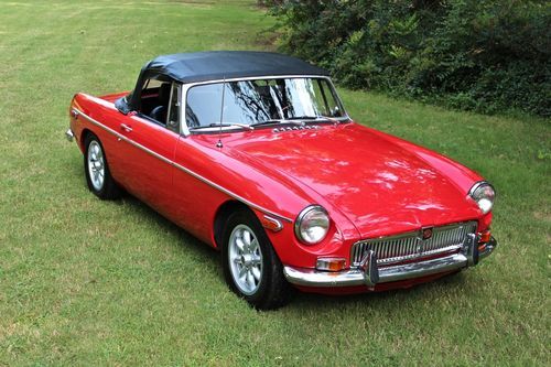 1972 mgb roadster overdrive! hardtop! minililtes! hard to find in this condition