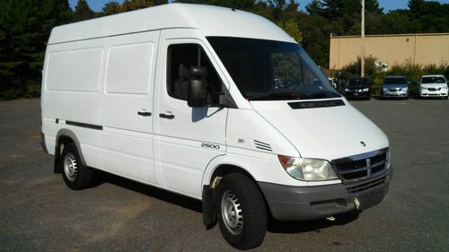 Dodge / mercedes / freightliner - sprinter van - high top - 144" w/b