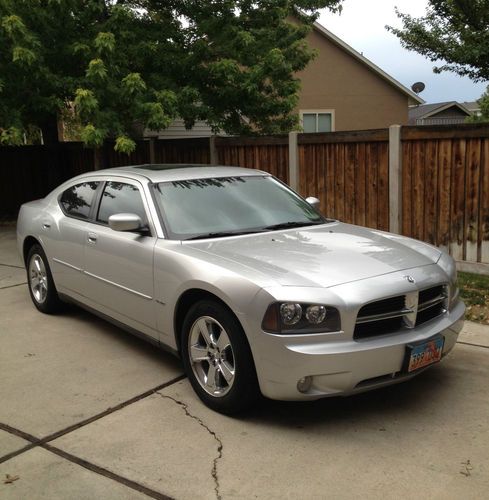 2007 silver dodge charger rt