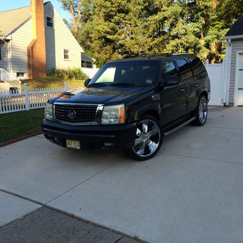 2002 black cadillac escaladei black with 24&#039;&#039; rims and tire remote start navigat