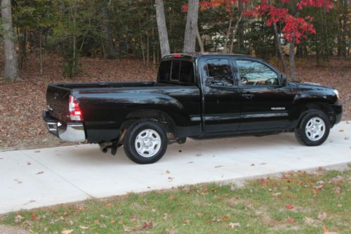 2010 toyota tacoma access cab rwd black sand pearl low miles auto 4 cylinder