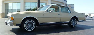 1977 chevrolet caprice classic sedan 4-door 5.0l box chevy donk gucci chevy