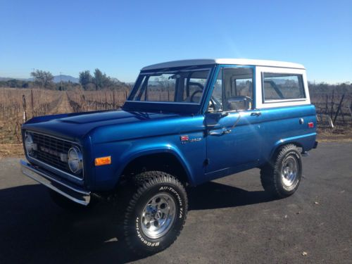 Very clean 1971 ford bronco 4x4 302 v8 3 spd manual power steering