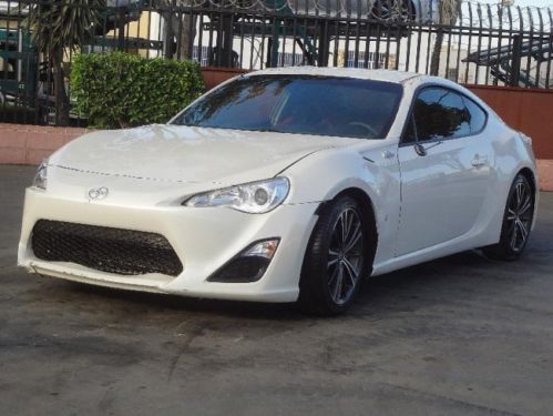 2013 scion fr-s coupe damaged salvage rebuilder priced to sell wont last l@@k!!