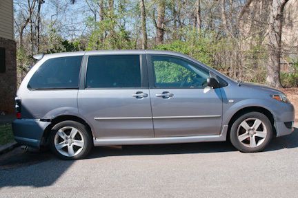 2004 gray mazda mpv es as-is fix up or parts