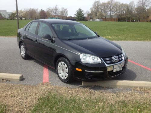 2007 volkswagen vw jetta 2.5l low miles. looks and rides great. no reserve!!!