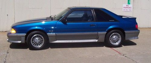 1990 ford mustang gt hatchback 2-door 5.0l 25th anniversary factory sunroof