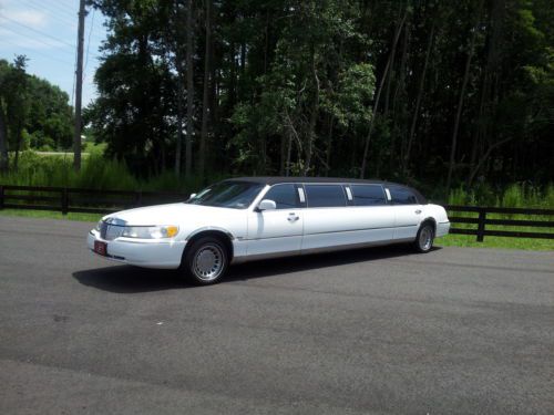 2001 lincoln town car dabryan coach limo 4-door 4.6l v8 120in stretch low miles