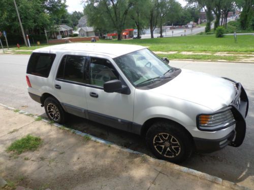2005 white ford expedition suv vehicle 120,000 miles