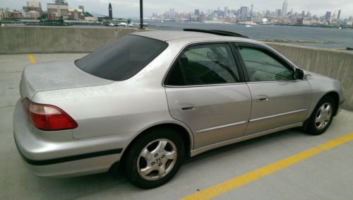 1998 honda accord ex sedan 4-door 2.3l