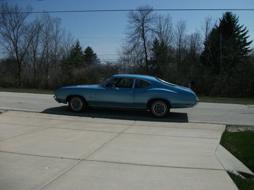 Cutlass 1972 post coupe