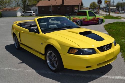 2001 ford mustang gt convertible