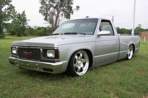 1993 gmc sonoma  show truck with air ride