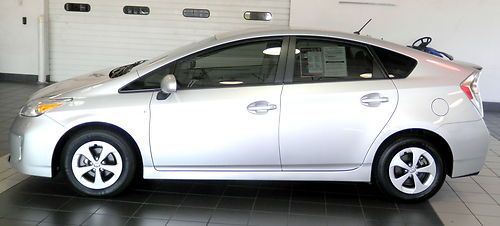 2012 toyota prius hybrid 28k 1.8l 5dr hatch back warranty finance 1 owner carfax