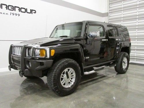 2006 hummer h3 luxury, sunroof, leather, push bar, $15,800 or $199/month oac