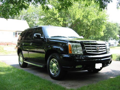 2003 cadillac escalade, immaculate condition, low mileage
