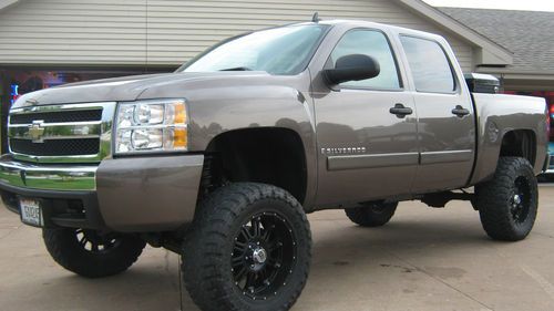 Priced to sell 2007 chevrolet silverado 1500 crew cab lifted on ebay