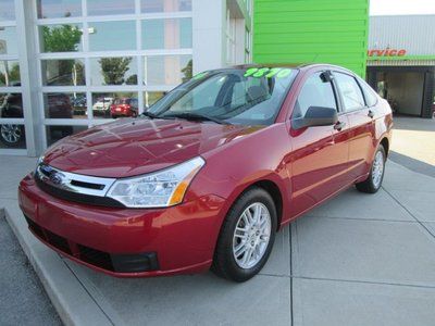 Ford focus red sedan loaded one owner clear title gas saver bluetooth