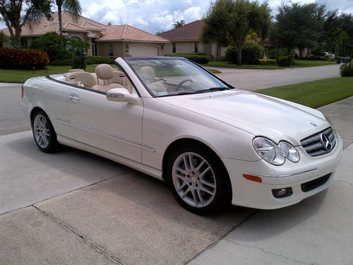 2008 m.b. clk 350 convertible, white with black top