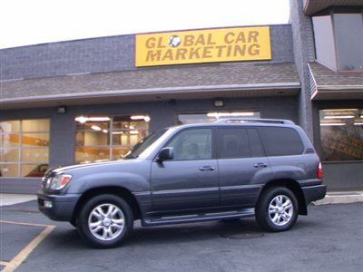 2004 lexus lx470, clean 1 owner car that has a full service history from new!