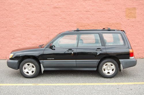 1999 subaru forester l automatic, leather, a/c nice condition!