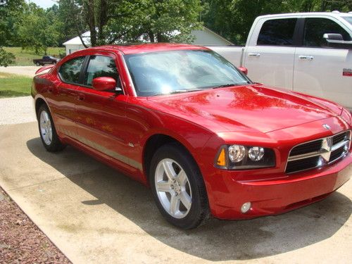 2010 dodge charger sxt 3.5l, 27,100 miles, former light water damage