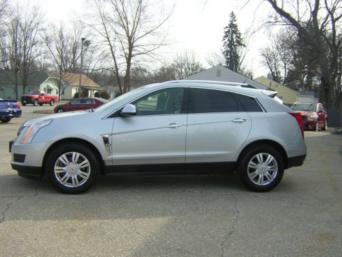 2011 cadillac srx luxury collection series-awd-36,000 miles
