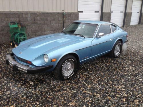 1977 datsun 289 z  very low miles  one family owned car