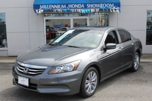 We finance!!! certified accord ex 4dr sunroof 17 alloys chrome trim