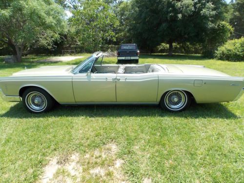 Lincoln Continental, image 1