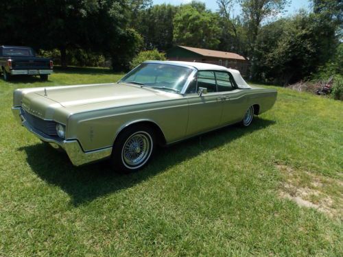 Lincoln Continental, image 11
