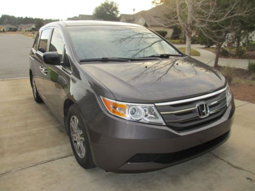 2012 honda odyssey ex-l with dvd and rear camera