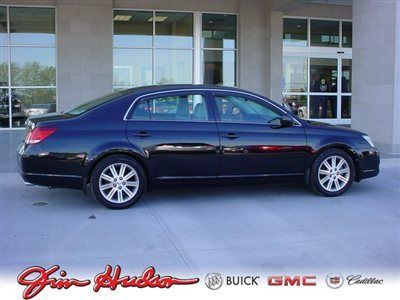 Limited local trade, leather, jbl sound, sunroof, heated/cooled seats, dual-zone