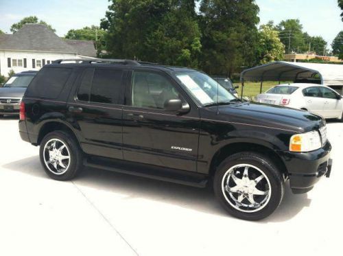 2004 ford explorer xlt