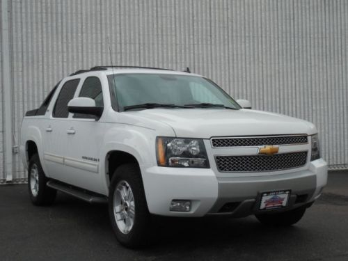 White tan leather black tires low mileage z71 4x4 heated seats running boards