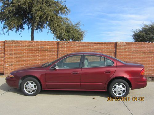 2003 oldsmobile alero red; everything works! automatic