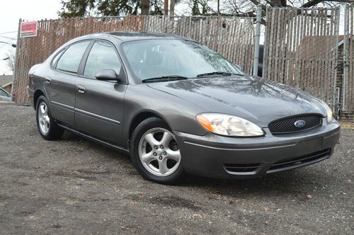 2004 gray metallic ford taurus ses v6 3.0l automatic w. leather &amp; cd gas saver