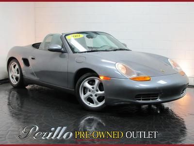 2001 porsche boxster//17 wheels//automatic climate control//remote keyless entry
