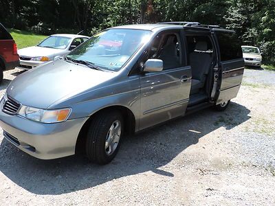 2001 honda odyssey, one owner, no reserve, looks and runs great