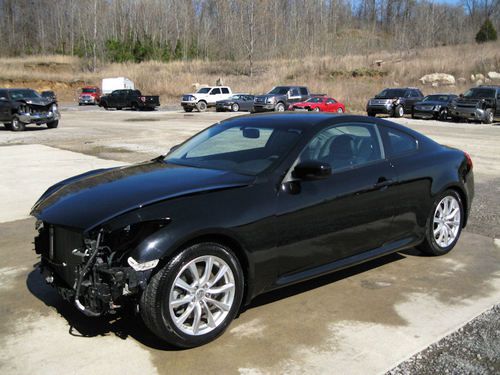 G37 coupe 3.7l v6, 330hp, automatic, premium package, light front damage salvage