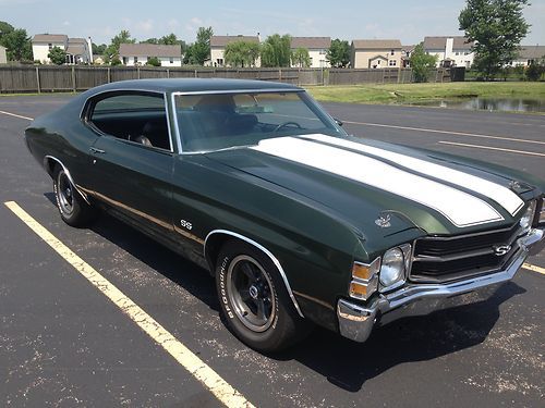 1971 chevelle ss  350, 4 speed, a/c, ps, pdb