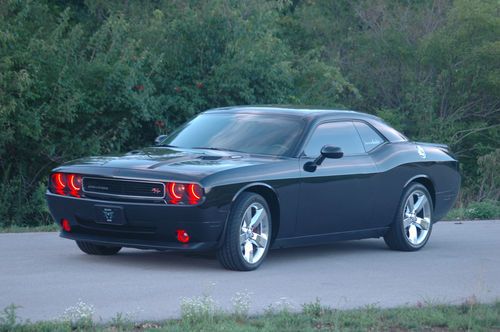 2009 dodge challenger r/t coupe 2-door 5.7l customized front to rear