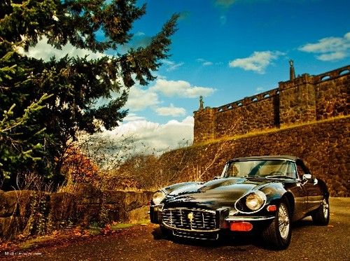 1974 jaguar v12 roadster - last of the legend