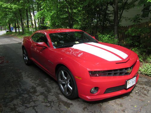 2011 chevrolet camaro 2ss/rs victory red w/ white stripes