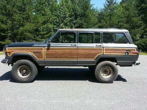 1989 jeep grand wagoneer base sport utility 4-door 5.9l 4bbl, lifted and lockers